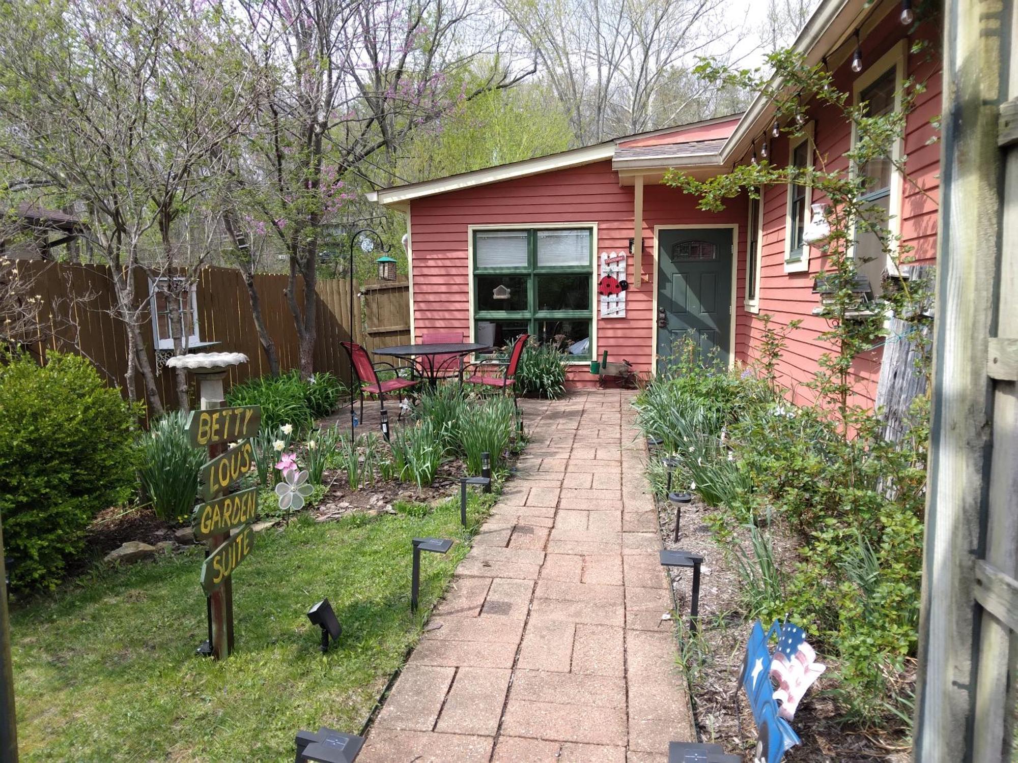 Betty Lous Garden Panzió Nashville Kültér fotó